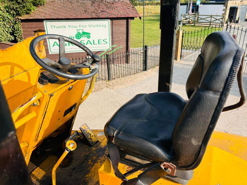 BARFORD SXR8000 SWIVEL TIP DUMPER C/W ROLE FRAME & CANOPY 