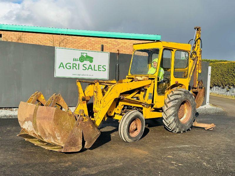 INTERNATIONAL B40 TRACTOR *C/W FRONT BUCKET AND REAR BACK ACTOR*VIDEO*