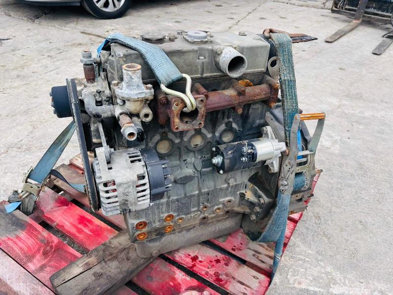 PERKINS 4 CYLINDER DIESEL ENGINE 