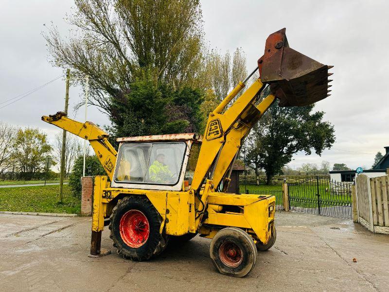 JCB 3C SERIES 3 BACKHOE DIGGER C/W FOUR IN ONE BUCKET 