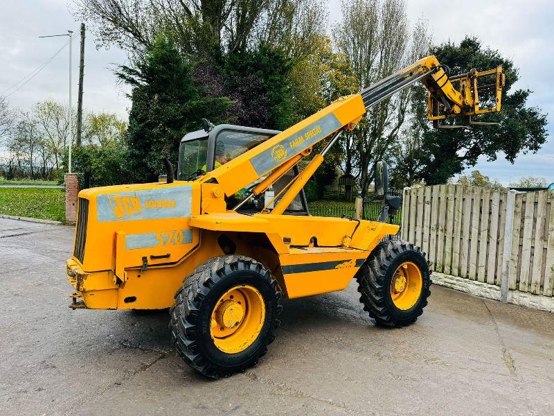 JCB 520 4WD TELEHANDLER C/W 4 WHEEL STEER & PALLET TINES 