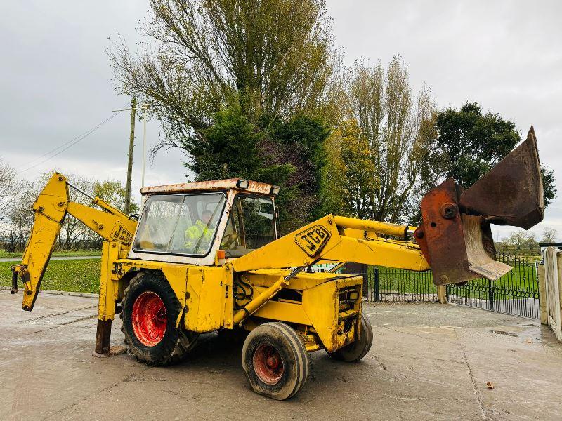 JCB 3C SERIES 3 BACKHOE DIGGER C/W FOUR IN ONE BUCKET 