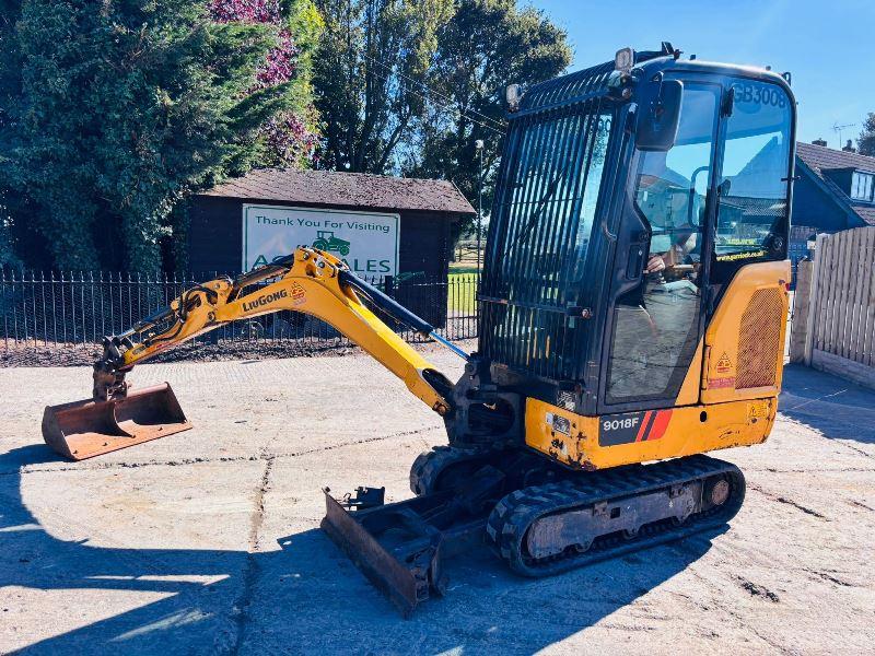 LIUGONG 9027FZTS EXCAVATOR *YEAR 2021, ONLY 992 HOURS* C/W QUICK HITCH *VIDEO*