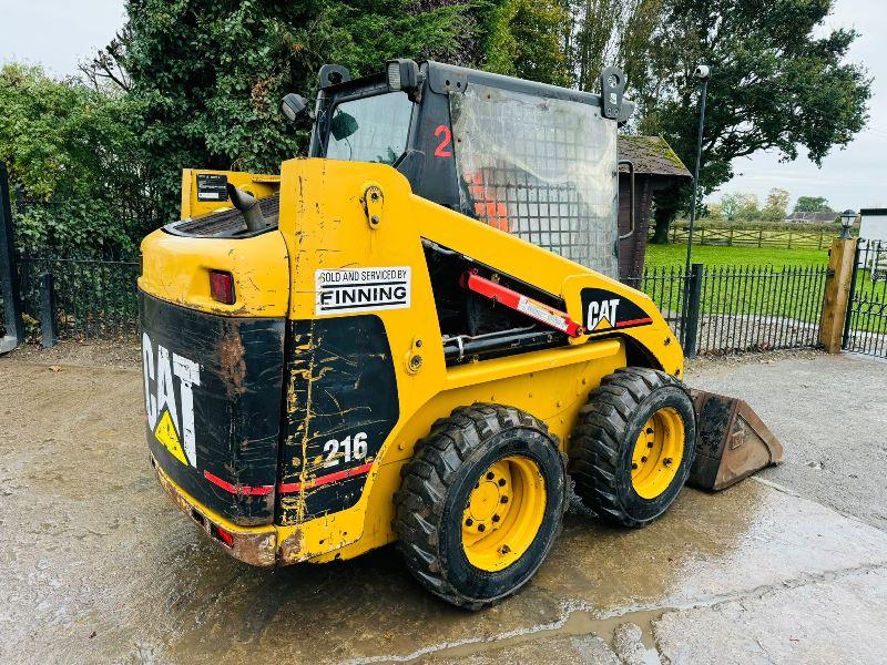 CATERPILLAR 216 SKIDSTEER *4246 HOURS* C/W BUCKET 