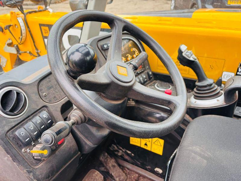 JCB 525-60 4WD TELEHANDLER *YEAR 2017, 3416 HOURS* C/W PALLET TINES *VIDEO*