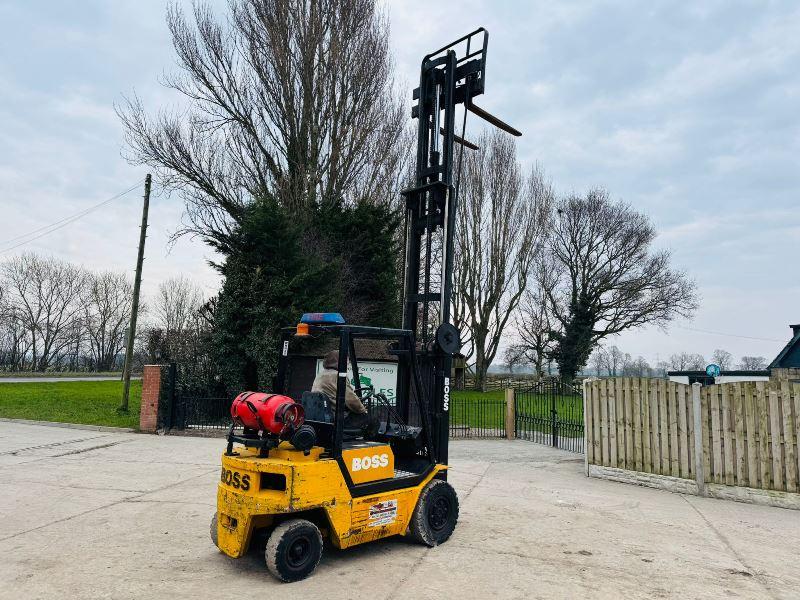 BOSS GAS FORKLIFT *SIDESHIFT*C/W PALLET TINES*VIDEO*