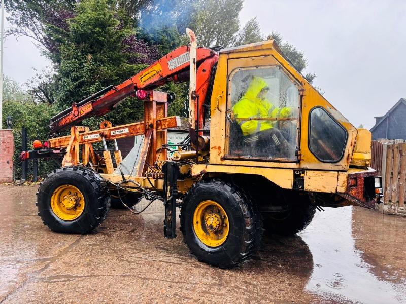 4WD UTILITY VEHICLE C/W HIAB CRANE & SPEC LIFT *VIDEOS*