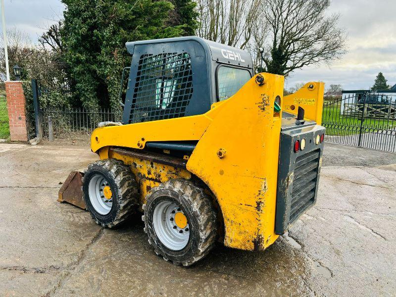 GEHL R190 SKIDSTEER *YEAR 2018, 1517 HOURS* C/W BUCKET 