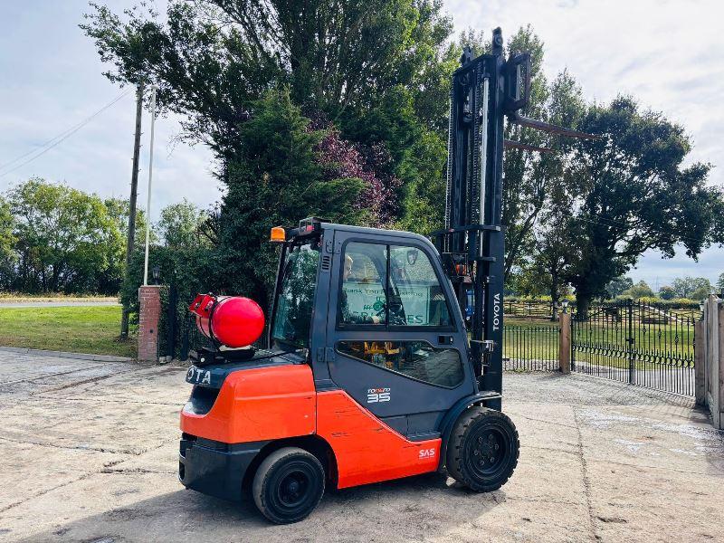 TOYOTA 02-8FGJF35 FORKLIFT *YEAR 2018* C/W FULLY GLAZED CABIN *VIDEO*