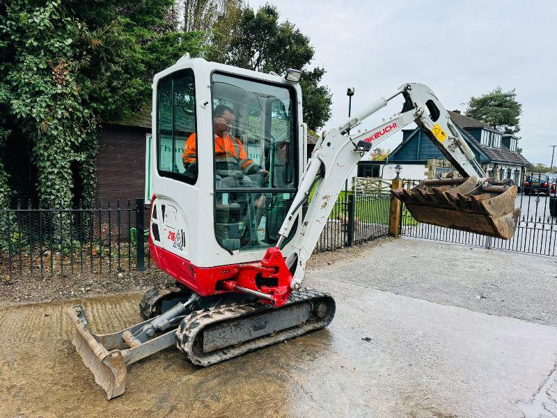 TAKEUCHI TB216 TRACKED EXCAVATOR *YEAR 2019, ONLY 1881HOURS* C/W 3 X BUCKETS 