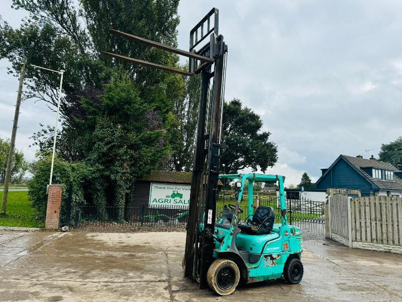 MITSUBISHI FD25 DIRSEL FORKLIFT C/W SIDE SHIFT *VIDEO*