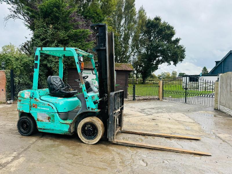 MITSUBISHI FD25 DIRSEL FORKLIFT C/W SIDE SHIFT *VIDEO*