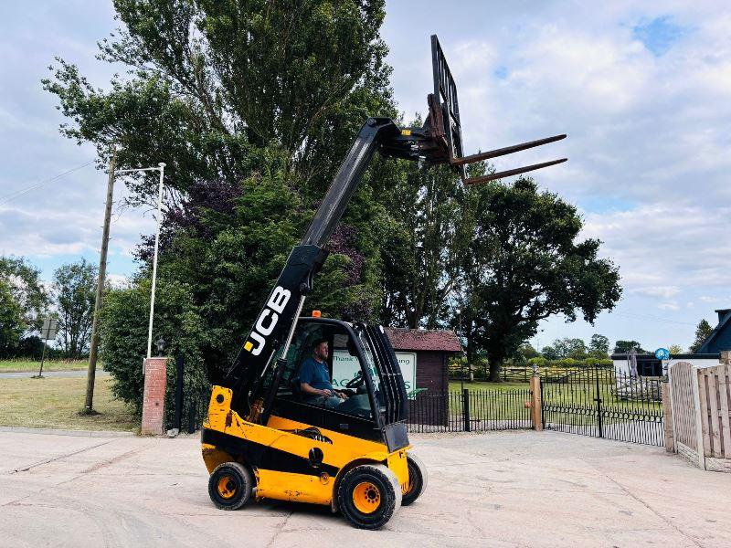 JCB TLT30 TELETRUCK *YEAR 2017* C/W PALLET TINES & SIDE SHIFT 