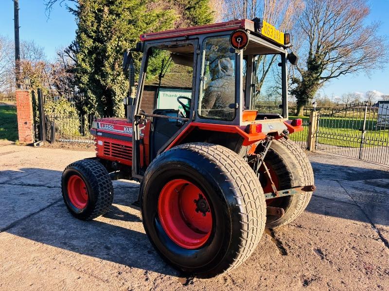 KUBOTA L3250 4WD TRACTOR 