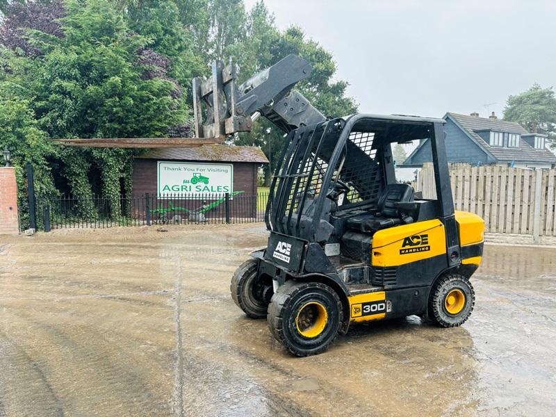 JCB TLT30D 4WD TELETRUCK C/W PALLET TINES *VIDEO*