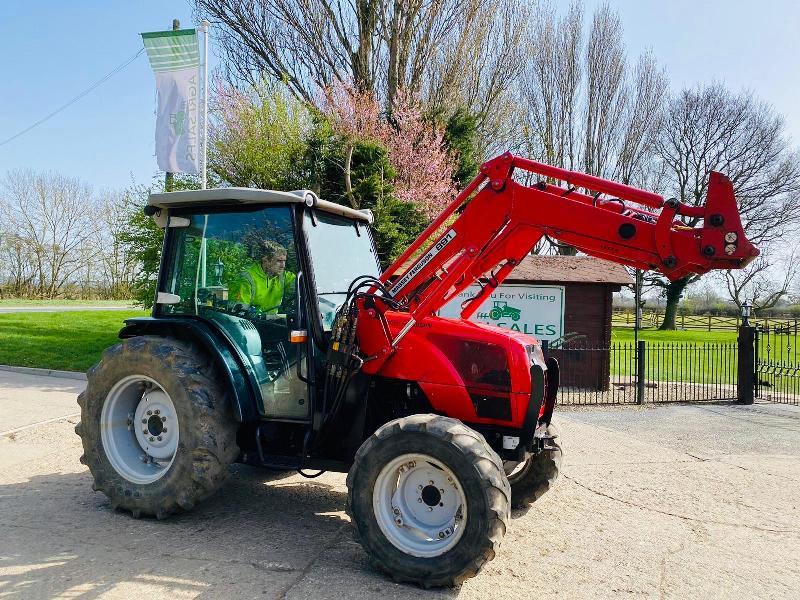 Massey Ferguson 2430ge 4wd Tractor C W Massey Ferguson 1 Front Loader