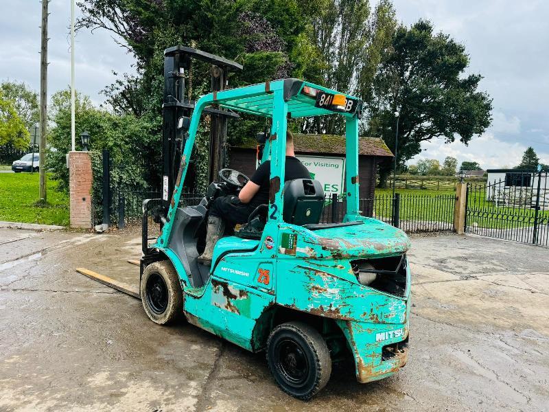 MITSUBISHI FD25 DIRSEL FORKLIFT C/W SIDE SHIFT *VIDEO*