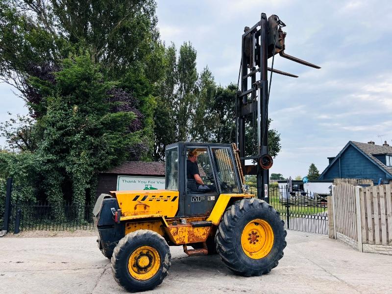 MASSEY FERGUSON TT3.0 ROUGH TERRIAN FORKLIFT C/W SIDE SHIFT 