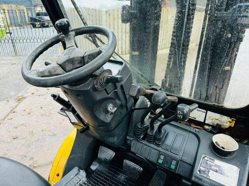 CATERPILLAR 35 DIESEL FORKLIFT C/W THREE STAGE MAST *VIDEO*