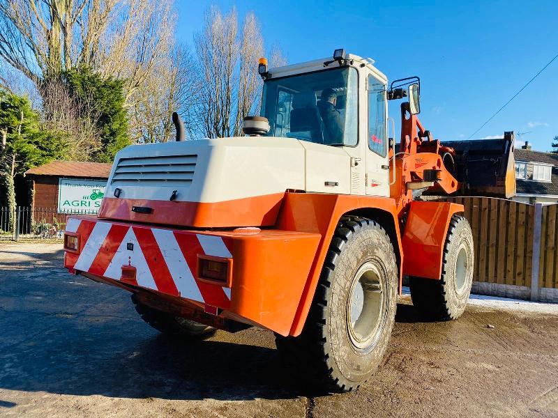 Terex Skl873 4wd Loading Shovel Year 2004 Cw Quick Hitch And Four In