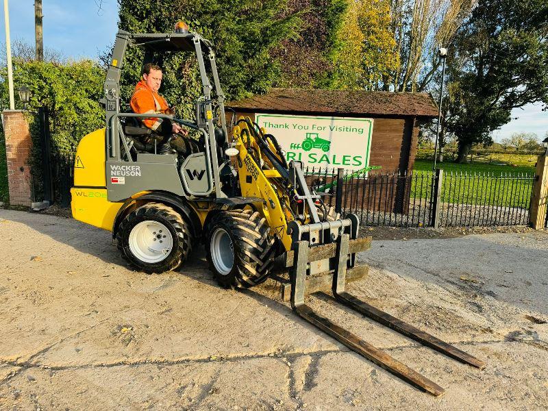 WACKER NEUSON WL20E 4WD ELECTRIC LOADING SHOVEL *YEAR 2017* C/W PALLET TINES 