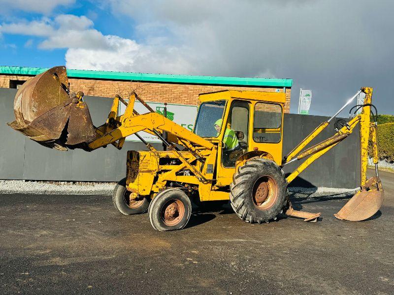 INTERNATIONAL B40 TRACTOR *C/W FRONT BUCKET AND REAR BACK ACTOR*VIDEO*