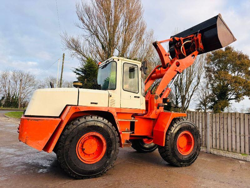 SCHAEFF SKL873 4WD LOADING SHOVEL C/W BUCKET *VIDEO*