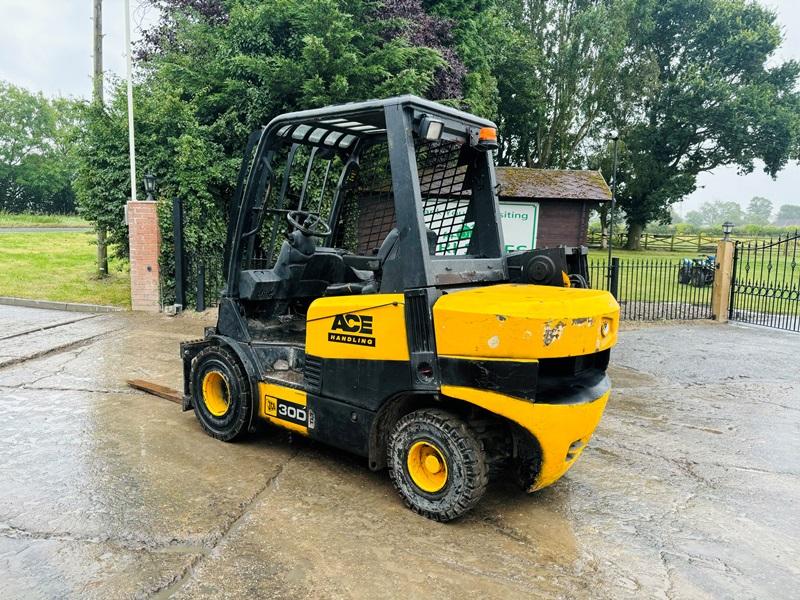 JCB TLT30D 4WD TELETRUCK C/W PALLET TINES *VIDEO*