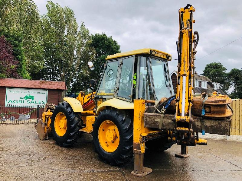 JCB 4CX SITEMASTER BACKHOE DIGGER C/W HYDRAULIC BREAKER & 8 X REAR BUCKETS