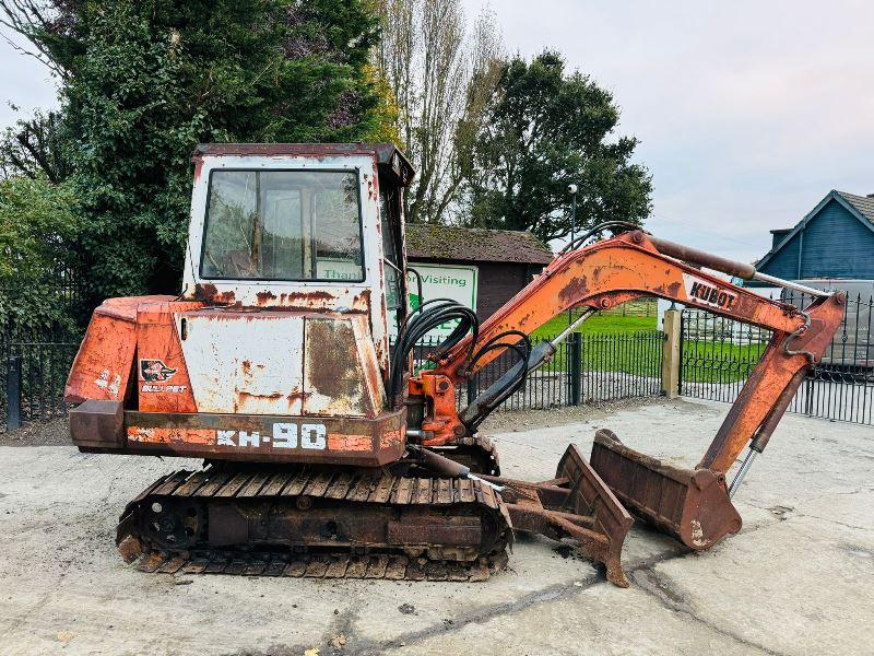 KUBOTA KH-90 EXCAVATOR C/W KUBOTA 4 CYLINDER ENGINE (SPARES AND REPAIRS) *VIDEO*