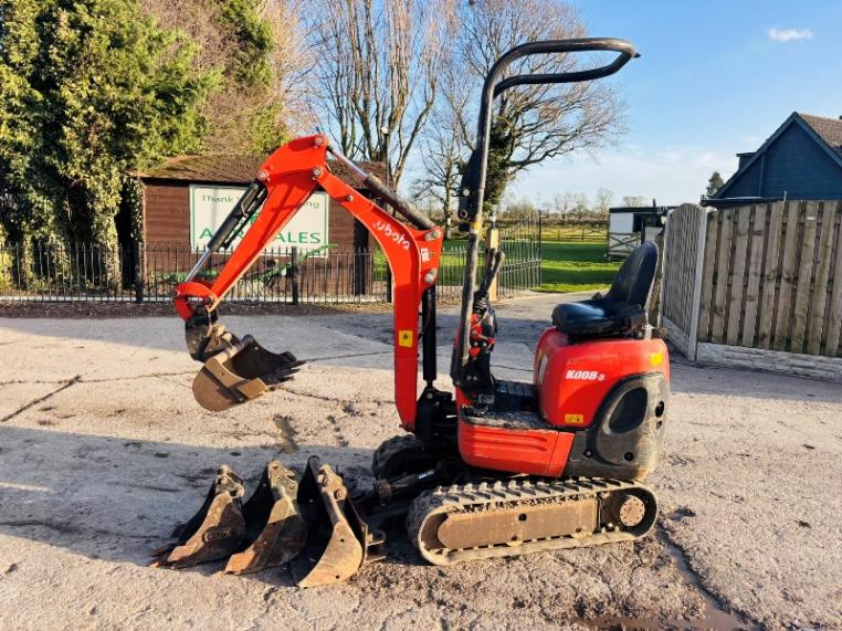 KUBOTA K008-3 TRACKED EXCAVATOR *YEAR 2016, 685 HOURS* C/W 4 X BUCKETS