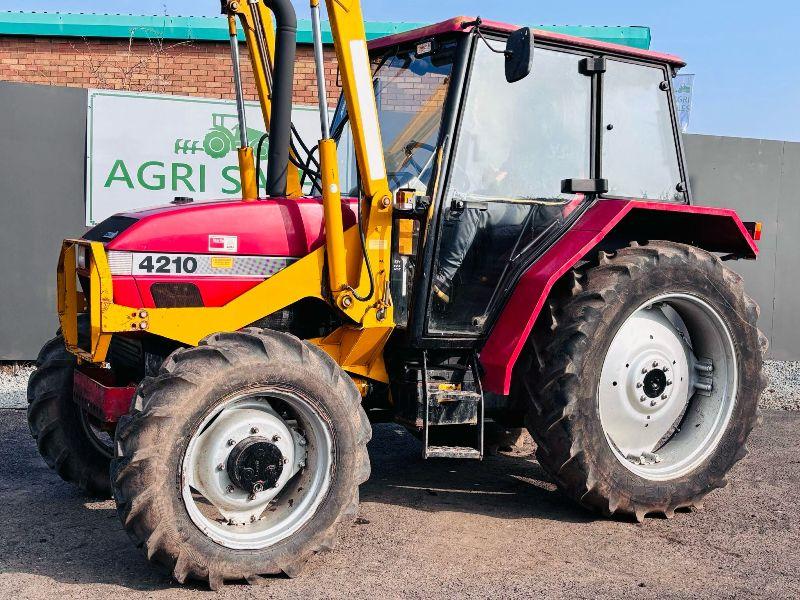 CASE 4210 TRACTOR *C/WBUCKET MUCKFORK AND PALLET TINES*VIDEO*