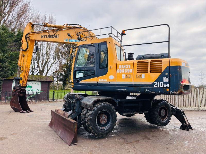 HYUNDAI 200W-7A 4WD WHEELED EXCAVATOR *ROAD REGISTERED* C/W QUICK HITCH *VIDEO*