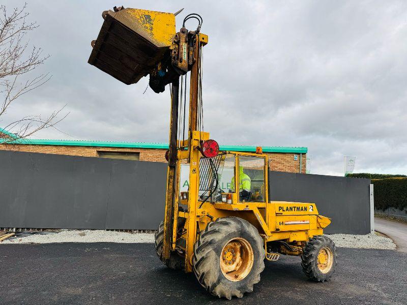 SANDERSON PM2-264 4WD ROUGH TERRAIN FORKLIFT 2 STAGE MAST *C/W BUCKET AND FORKS*