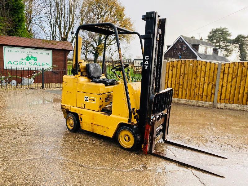 CATERPILLAR T40B DIESEL FORKLIFT C/W 2 STAGE MAST