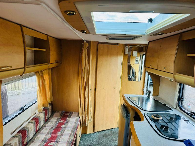 PAGEANT CHAMPAGNE SERIES FIVE *4 BIRTH* SINGLE AXLE CARAVAN 