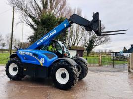 NEW HOLLAND LM742 4WD TELEHANDLER *AG-SPEC, ONLY 4441 HOURS* C/W PALLET TINES