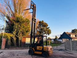 SAMUK H30D DIESEL FORKLIFT *CONTAINER SPEC* C/W PALLET TINES *VIDEO*