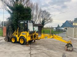 JCB 1CX 4WD BACKHOE DIGGER *2510 HOURS* C/W SELECTION OF BUCKETS & PALLET TINES 