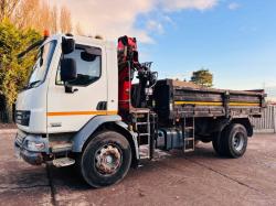 DAF LF55.220 4X2 TIPPER LORRY C/W HIAB 099 CRANE *VIDEO*