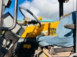 JCB 525-58 TELEHANDLER C/W BUCKET AND TINES*VIDEO*