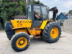 MASSEY FERGUSON TT3.0 ROUGH TERRIAN FORKLIFT C/W SIDE SHIFT 