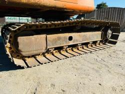 HITACHI EX60 TRACKED EXCAVATOR C/W BUCKET *VIDEO*