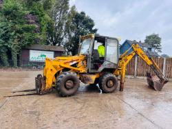 JCB 2CX 4WD BACKHOE DIGGER C/W PALLET TINES * NO DRIVE * VIDEO *