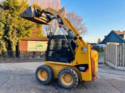 CATERPILLAR 226B3 HIGH FLOW SKIDSTEER *YEAR 2013, 784 HOURS* C/W BUCKET 