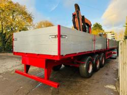 TRI-AXLE FLAT BED TRAILER C/W PALFINGER 15001L CRANE *VIDEO*