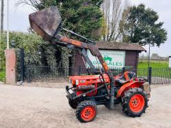 KUBOTA B7100D 4WD TRACTOR C/W FRONT LOADER & REAR WEIGHT BLOCK 