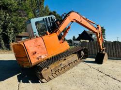 HITACHI EX60 TRACKED EXCAVATOR C/W BUCKET *VIDEO*