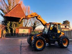 JCB 526-56 4WD TELEHANDLER *AG SPEC, YEAR 2009* C/W BUCKET  