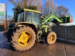 JOHN DEERE 6210 4WD TRACTOR C/W FRONT LOADER BUCKET & MUCK GRAB 